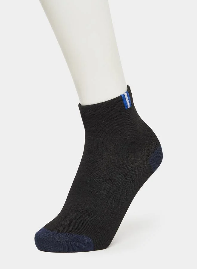 ستايلي طقم 5 أزواج جوارب كاحل بتفاصيل مخططة